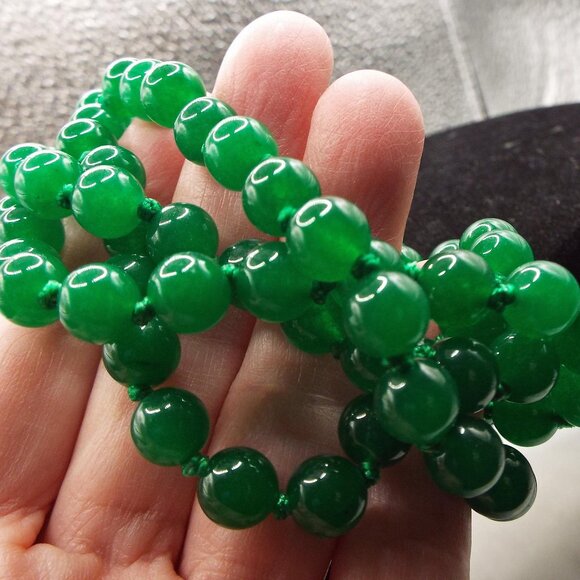 PERFECT CHINESE IMPERIAL JADEITE 4 STRD 8MM KNOTTED STERLING CLASP BRACELET 39 - Picture 3 of 9